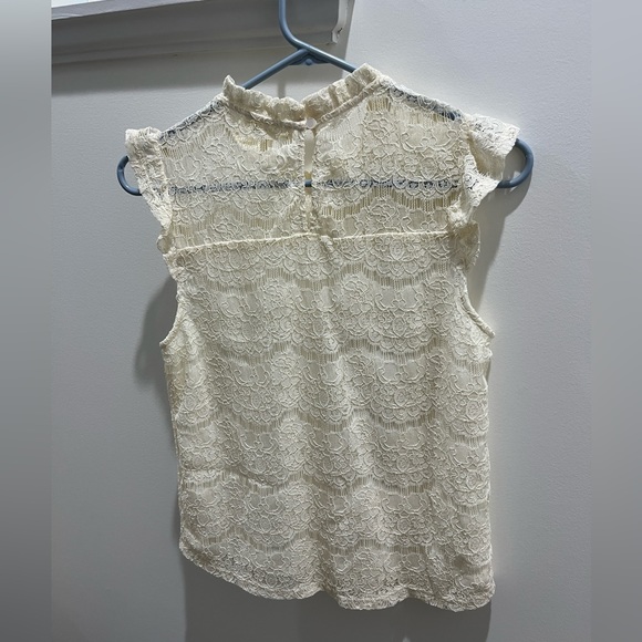 Small Cream Monteau Lace Blouse. NWOT. - Picture 3 of 4